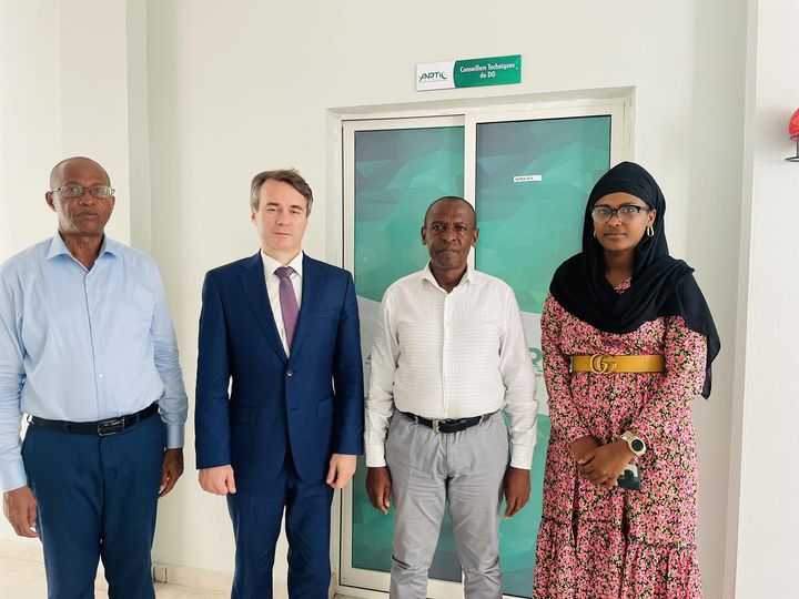 Rencontre de VLADIMIR ABRAMYTCHEV, expert de l'union européenne, avec le Directeur Général de l'Anrtic Said Mouinou